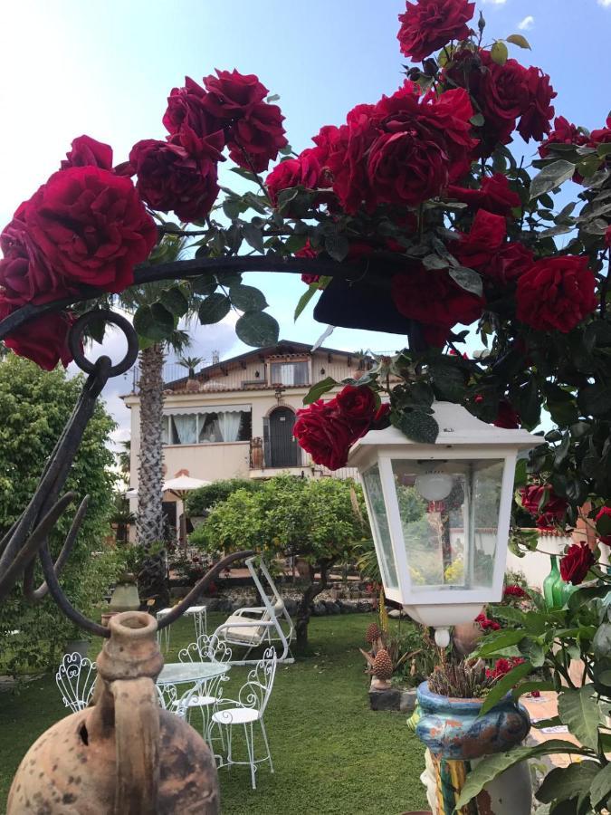 La Capanna Di Giuseppe E Maria Bed & Breakfast ตาออร์มินา ภายนอก รูปภาพ