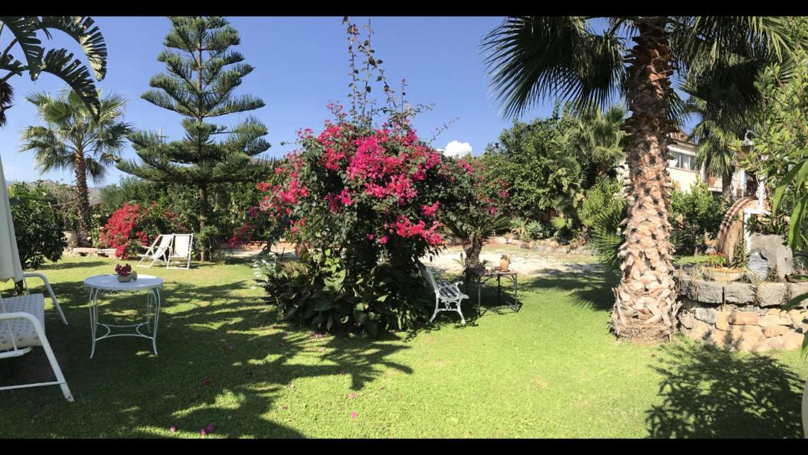 La Capanna Di Giuseppe E Maria Bed & Breakfast ตาออร์มินา ภายนอก รูปภาพ